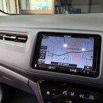 ホンダヴェゼルへ取り付けたカロッツェリアカーナビAVIC-RL09大画面で見やすいです