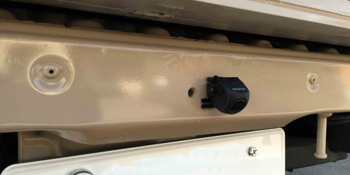 トヨタタウンエースへ取り付けたケンウッド製のバックカメラ