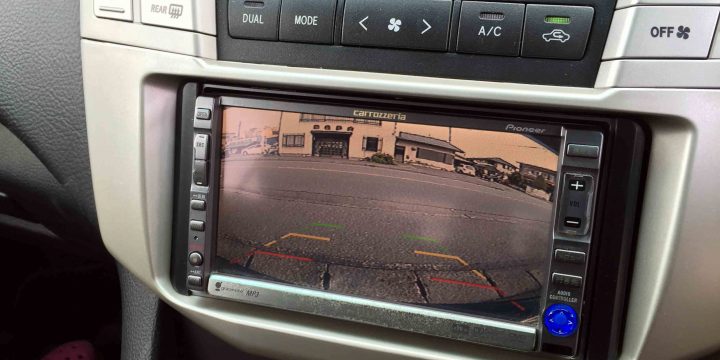 トヨタハリアーへ取り付けたバックカメラの映像