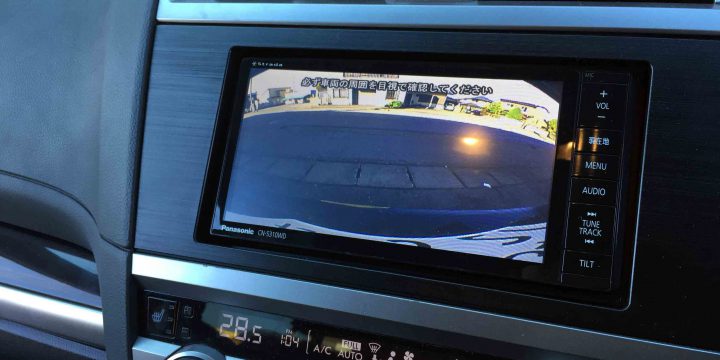 スバルアウトバックへ取り付けたバックカメラの映像。