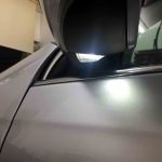 VWフォルクスワーゲンジェッタのウェルカムランプLEDバルブへ交換後の点灯状態。