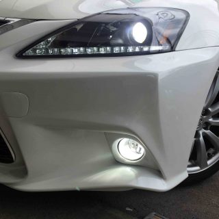レクサスIS前期へ取り付けたフォグランプのバルブをLEDバルブへ交換。