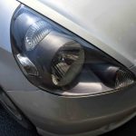 ホンダフィットの劣化しヘッドライトリフレッシュし透明感が復活